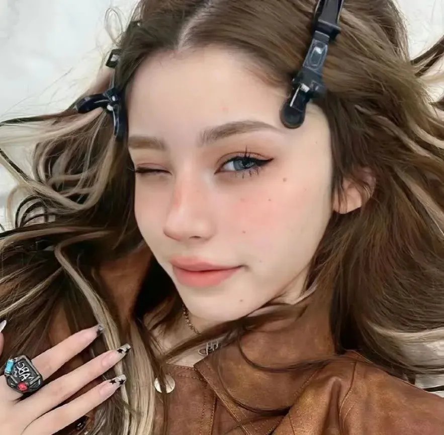 睡公主 海报